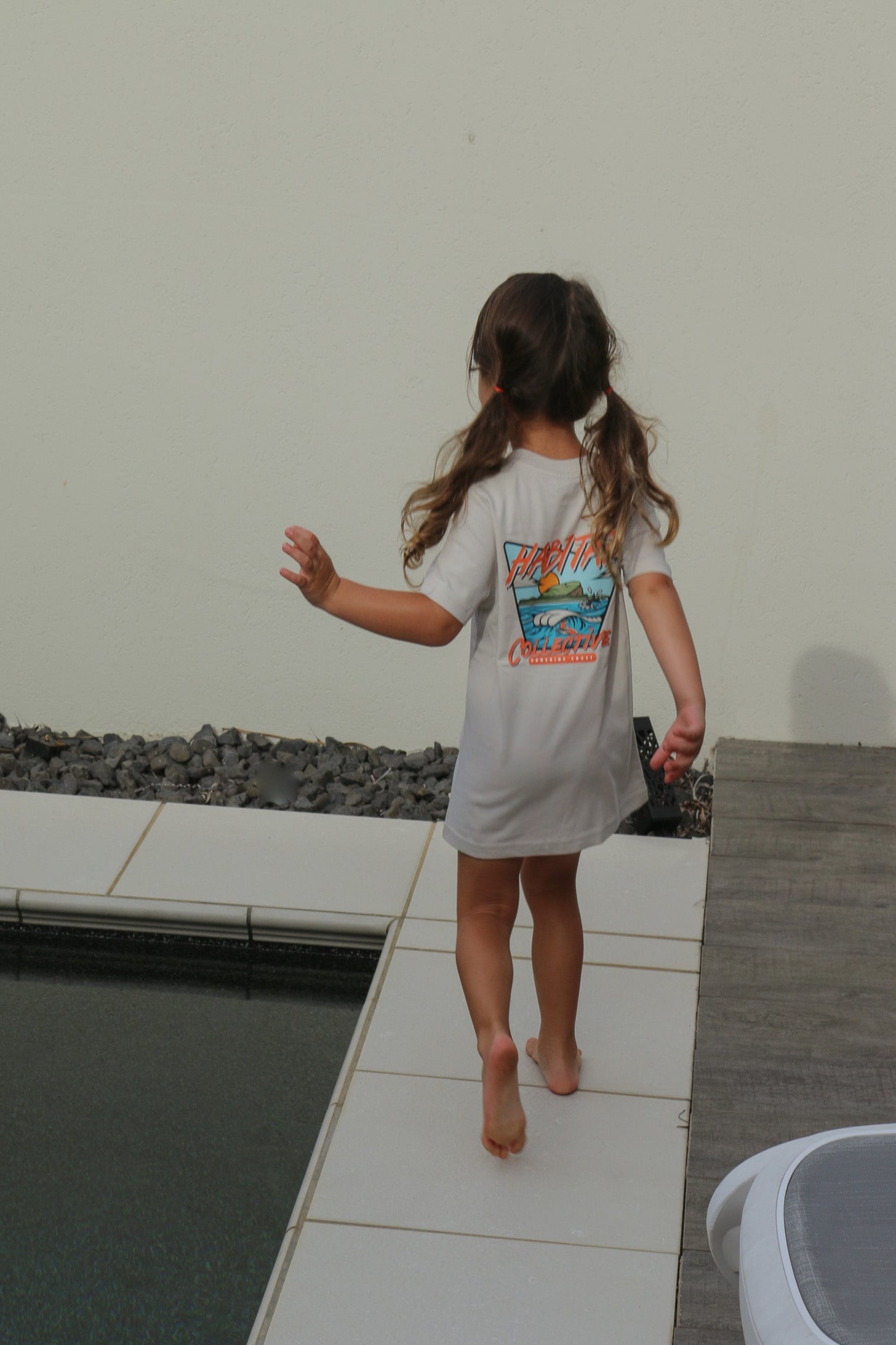 Kids Mudjimba Island Retro Tee, kids surfwear