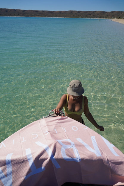 lightweight, sand-free, recycled, surfing
